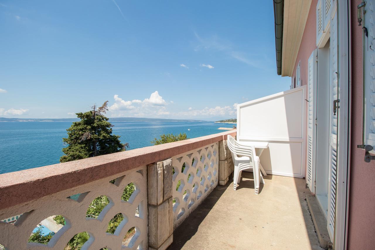 Apartments Josip By The Sea Novi Vinodolski Esterno foto