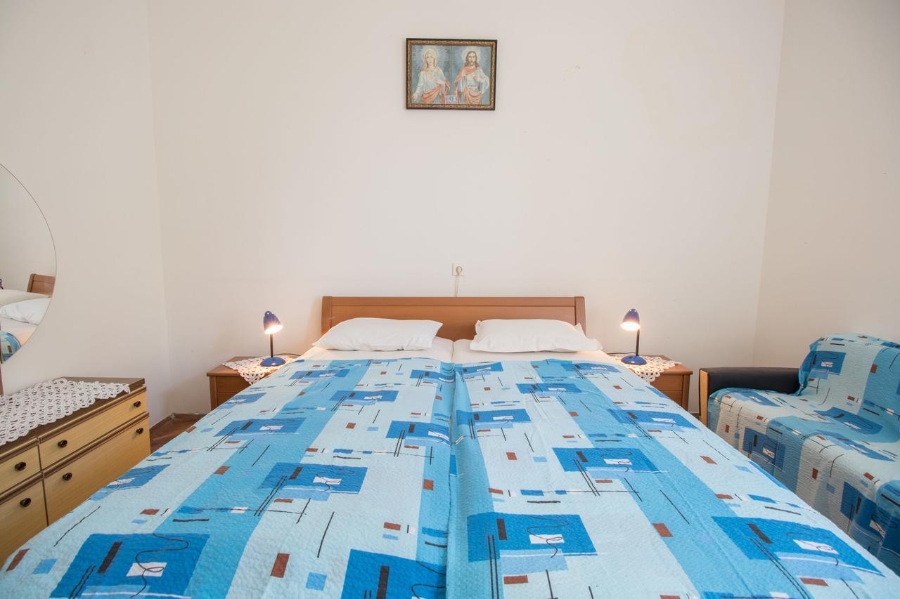Apartments Josip By The Sea Novi Vinodolski Esterno foto