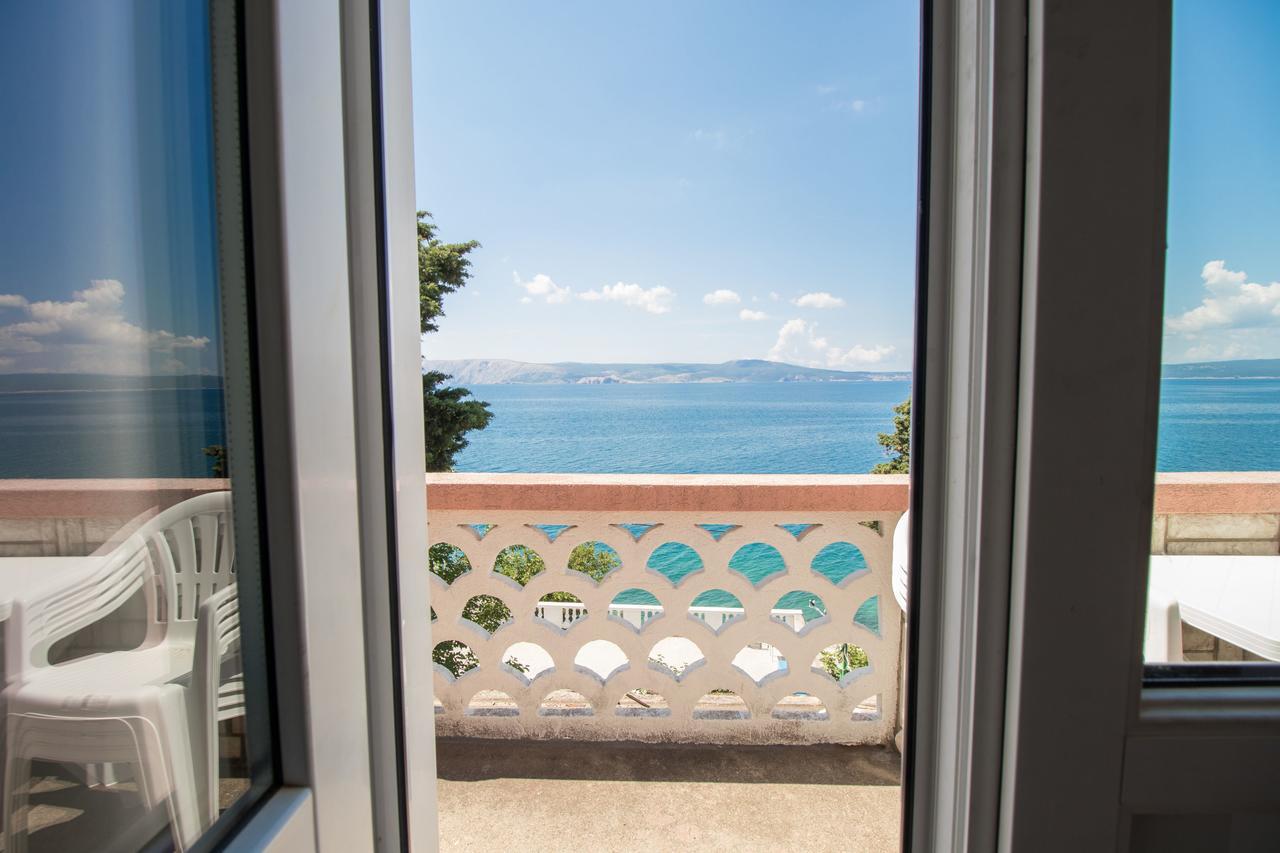 Apartments Josip By The Sea Novi Vinodolski Esterno foto