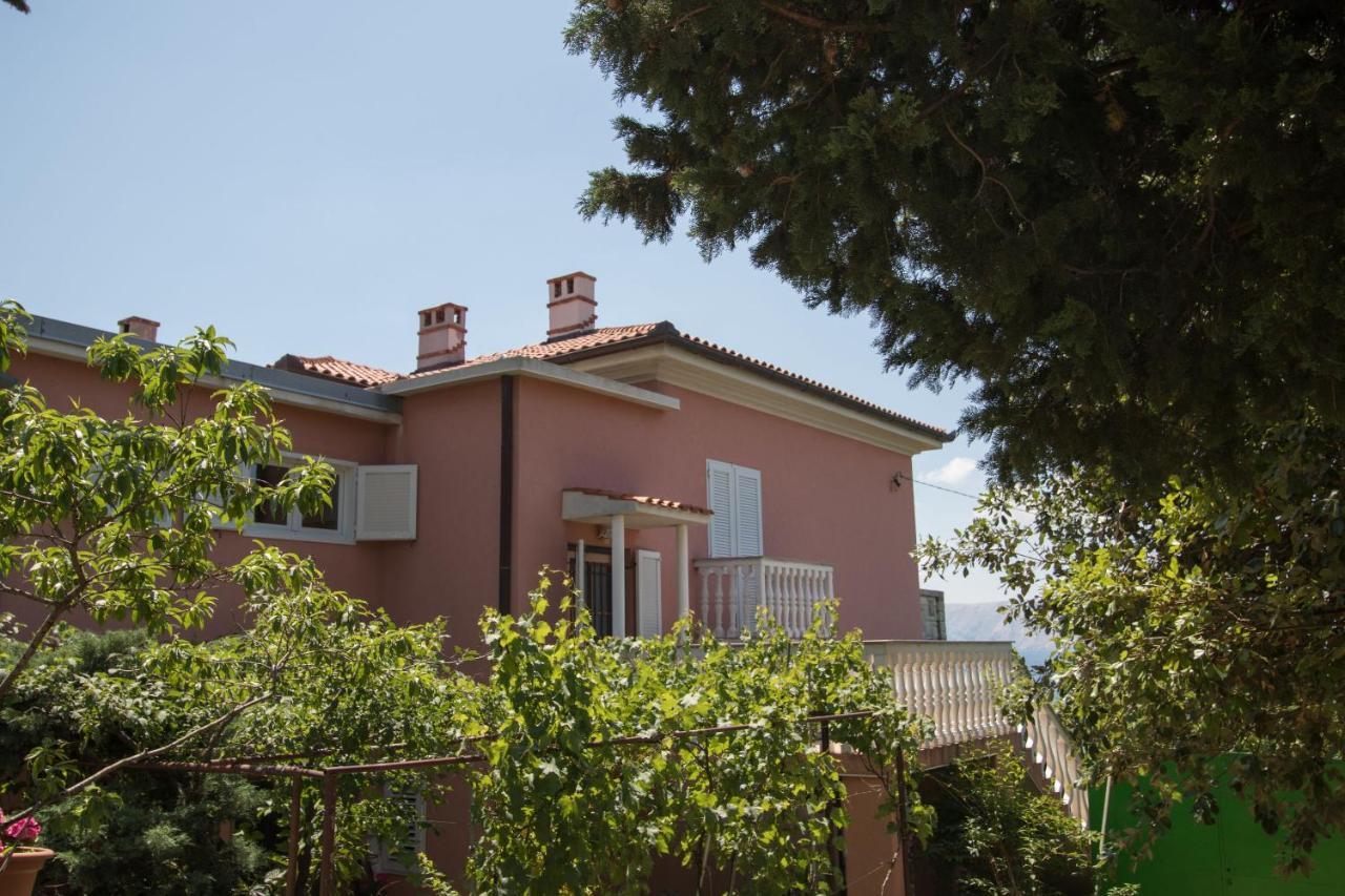 Apartments Josip By The Sea Novi Vinodolski Esterno foto